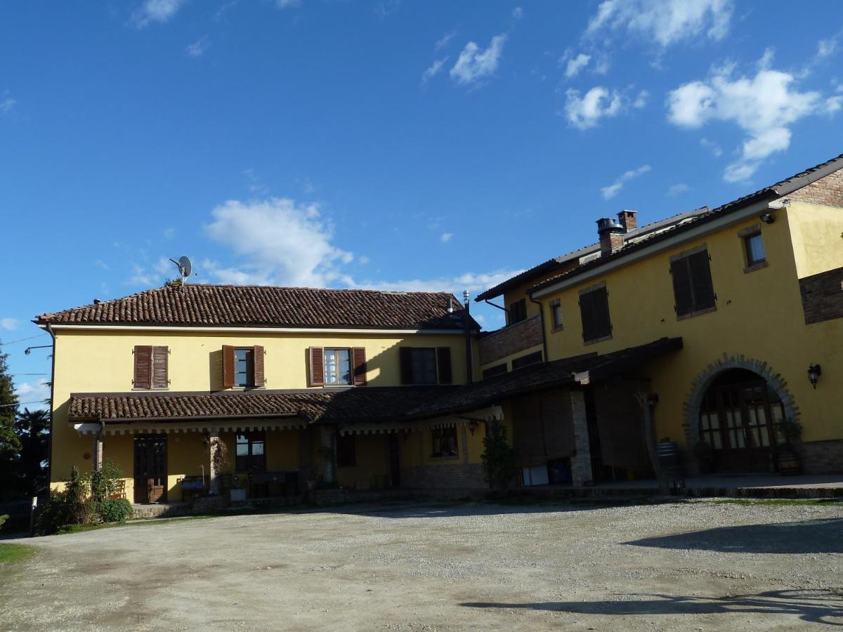 Agriturismo San Martino Castiglione Tinella Exteriör bild
