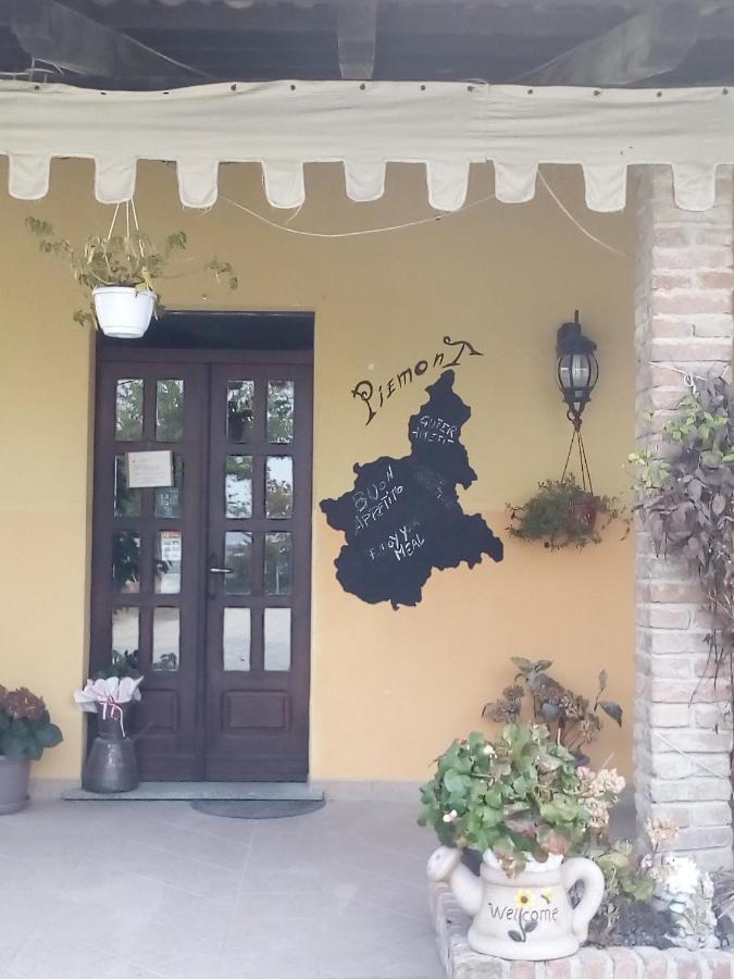 Agriturismo San Martino Castiglione Tinella Exteriör bild