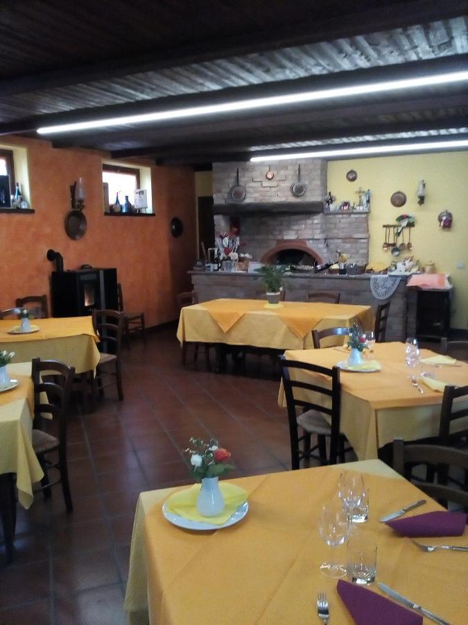 Agriturismo San Martino Castiglione Tinella Exteriör bild