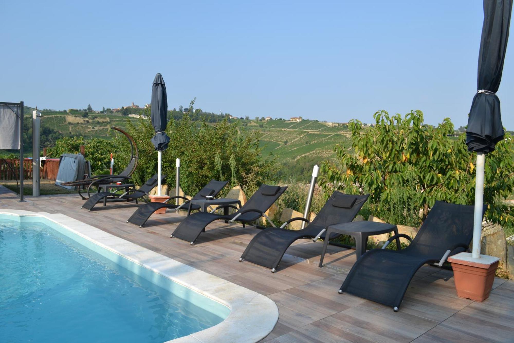 Agriturismo San Martino Castiglione Tinella Exteriör bild
